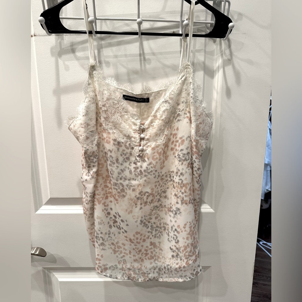*LIKE NEW*Sz L*Abercrombie & Fitch camisole
